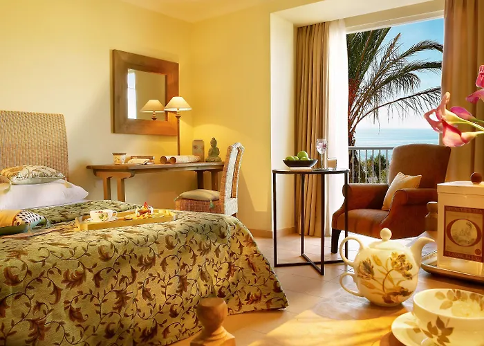 Grecotel Filoxenia Otel