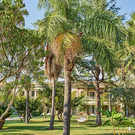 Grecotel Filoxenia Hotell 4*