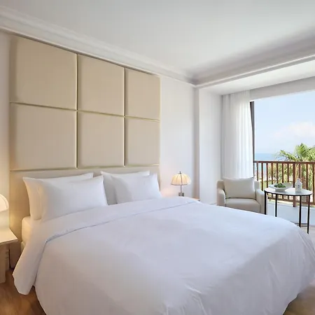 필로세니아 호텔 4*