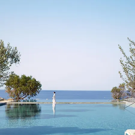 호텔 Grecotel Filoxenia 칼라마타