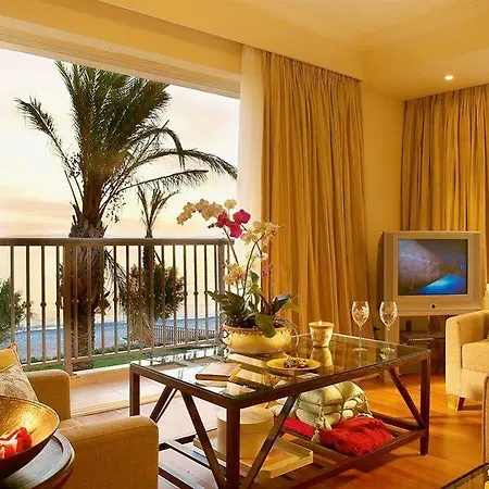 Grecotel Filoxenia Hotell 4*